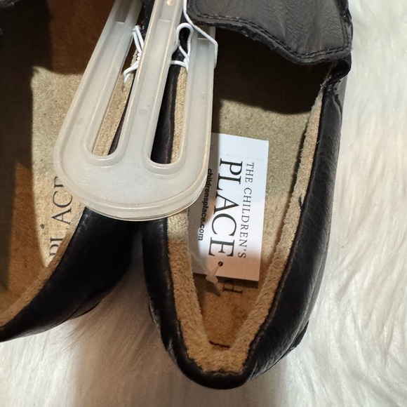 The Children's Place Black Dress Shoes for Boys - Picture 5 of 6